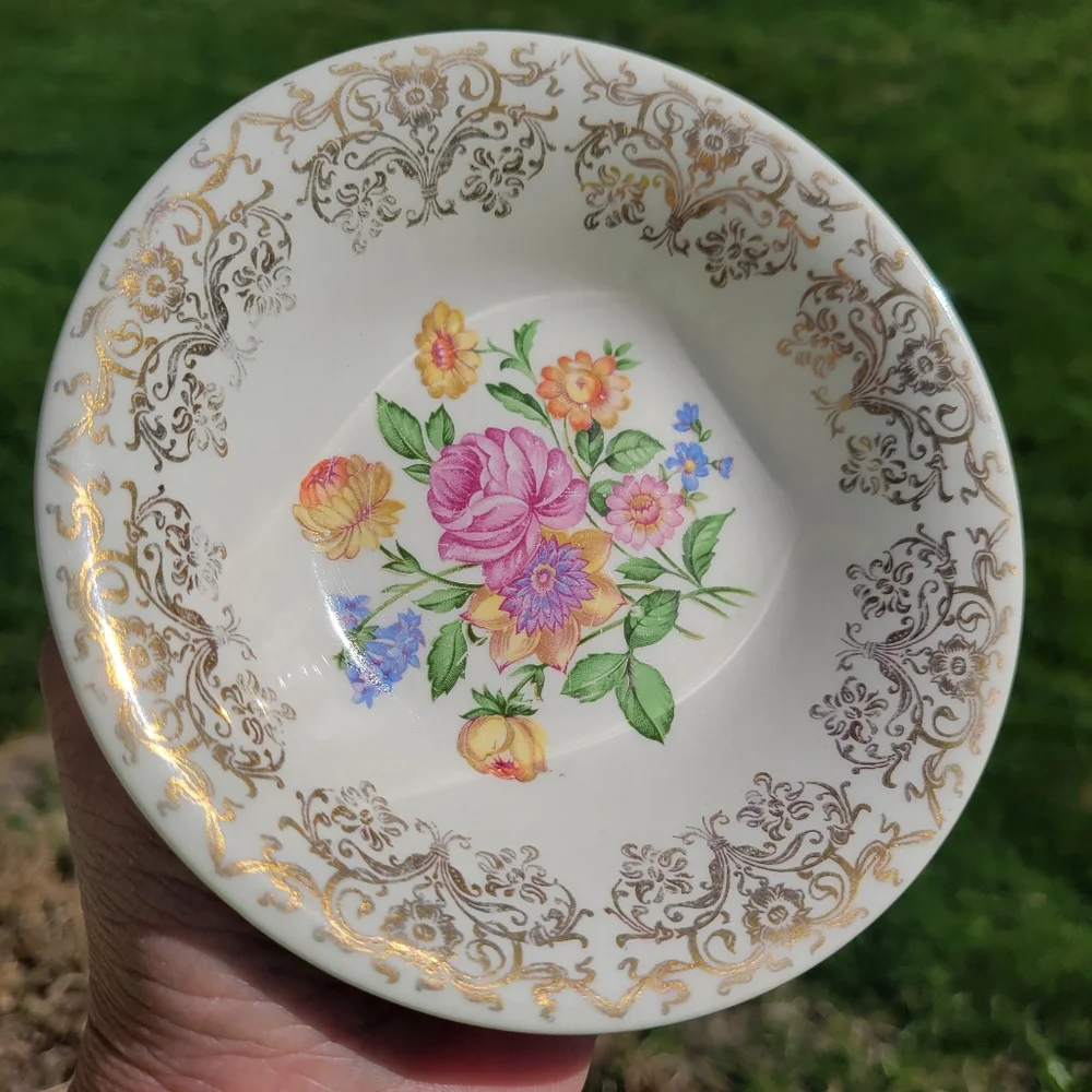 Vintage Dish ~ Knowles Rimmed Fruit/Dessert (Sauce) Bowl ~ Shabby Chic ~
